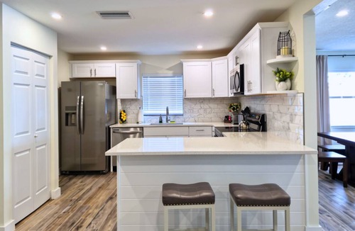 Sarasota House | Lovely House in Sarasota, close to UTC Mall, Nathan B Park, and Siesta Key Beach