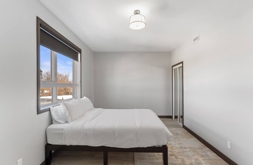 Thunder Bay Hotel | Lux Suites Extended Stay
