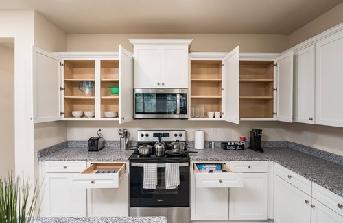St. Augustine House | Luxe 3BR Townhome-Game-Table-Pool-Close to Beach