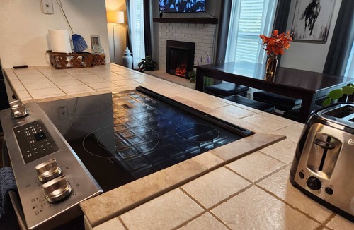 Tallahassee Apartment | Luxe Design Quiet Midtown | Captain's Quarters