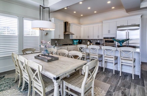 Windy Hill House | Luxurious 5BR North Beach Resort Home w/2 Masters, Pool/Elevator & Ocean View