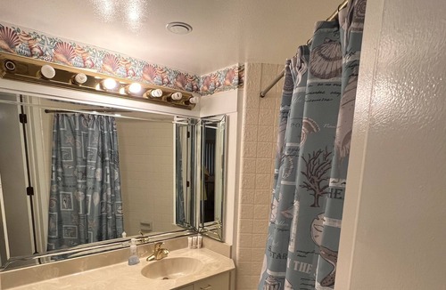 Sand Key Condo | Luxurious Beach Front condo