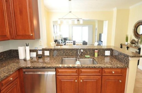 Palm Coast Condo | Luxurious Ocean- Front 5th Floor – 3/3 Corner Unit – Sleeps 8
