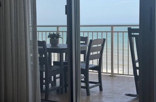 Jacksonville Beach Condo | LUXURIOUSLY LIVING THE OCEAN LIFE on the 10th floor