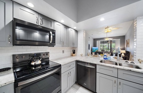 Trailer Estates Condo | Luxury 2BR/2BA Condo Minutes from AMI, Beaches & IMG