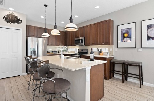 Kissimmee House | Luxury 5BR/5BA Villa with Spacious Outdoor Patio near Disney & Universal Parks
