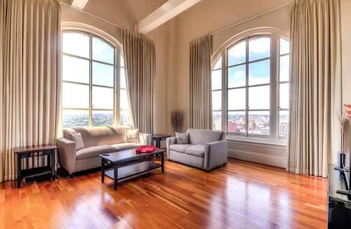 Downtown Baltimore Apartment | Luxury Baltimore Penthouse Walk to Stadium &Dinner