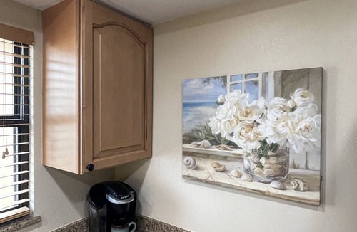Madeira Beach Condo | Luxury Beachfront Corner Condo 3 BR 2 BA with a Pool - It’s 5 o’clock somewhere!