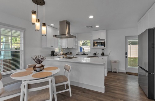 Dixieland House | Luxury Cozy Home·3BR/2BA· Dixieland Lakeland