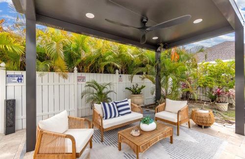 Trailer Estates House | Luxury Home W Heated Pool & Spa Near IMG & Siesta Key Beach