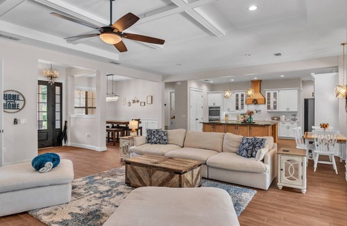 Nichols House | Luxury Lakeland Retreat | Heated Salt Pool, Outdoor Kitchen & Firepit | Pet-Friendly Yard