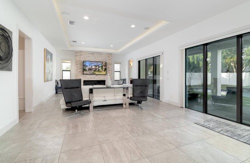 Parkland Estates House | Luxury Modern 5-bedroom Home with Pool