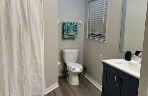 Indian Ridge House | Luxury Oasis for 9 near Disney, Sea world and Universal