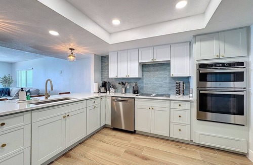Indian Shores Condo | Luxury Penthouse | On the Beach | Ocean View