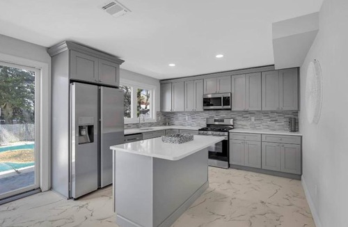 Point Pleasant House | Luxury Shore Retreat 6BR Pool Bay Head Beach