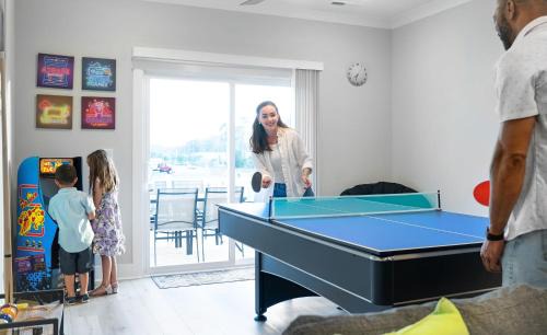 Longs House | Luxury waterfron retreat-Near golf Beach Barefoot