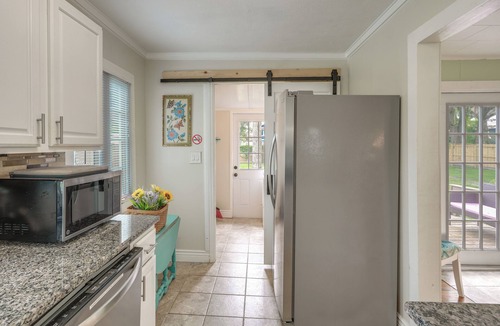 Dixieland House | Lynn’s Historic Dixieland Cottage Near Downtown