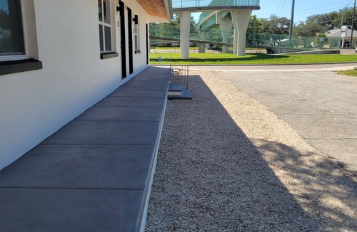 South Pinellas Community Council Villa | Madeira Beach Villa #4 1 Br /1 Ba 4 min to Madeira Beach
