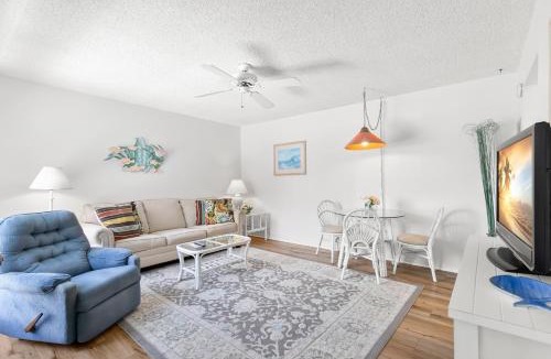 Madeira Beach Apartment | Madeira Beach Yacht Club 151H