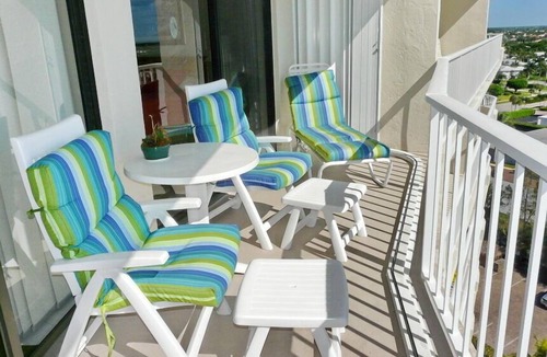 Marco Island Condo | Magical Beachfront Condo | Pool & Ocean Views