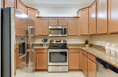 Bradenton House | Magnolia Villa - resort villa with amenities, on the golf course