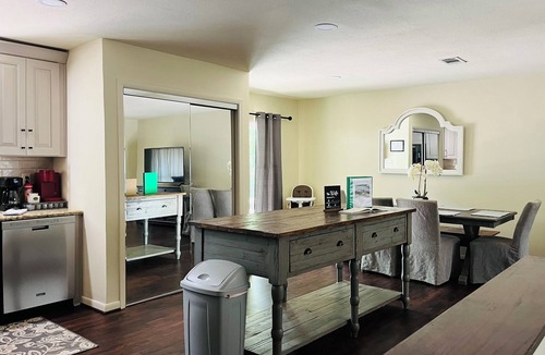 Malbis House | Maplewood Haven