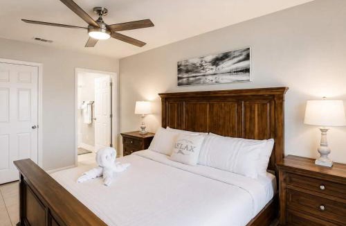 Apollo Beach House | Marina Setting - Pets Welcome - Sleeps 4