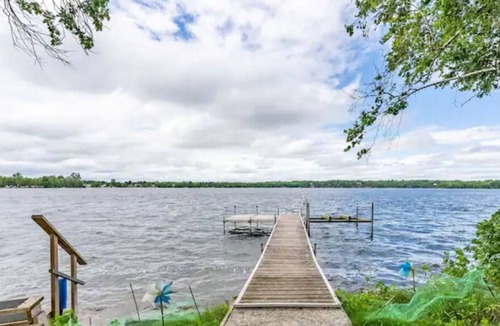 Rideau Lakes House | Memory Making Private Waterfront Cottage, Huge Lot
