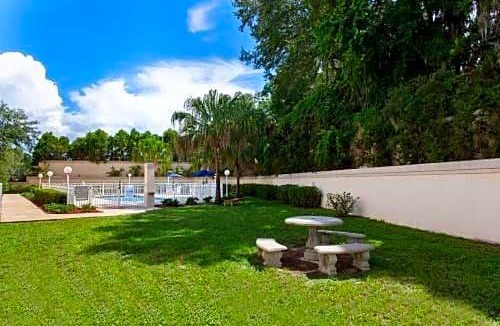 Lady Lake Hotel | Microtel Inn and Suites by Wyndham - Lady Lake/ The Villages