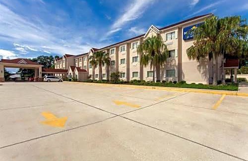 Lady Lake Hotel | Microtel Inn and Suites by Wyndham - Lady Lake/ The Villages