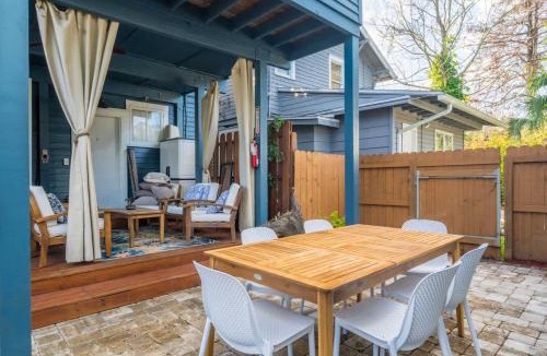 Riverside Apartment | Mid-Century Modern Riverside - Team Joseph Ellen