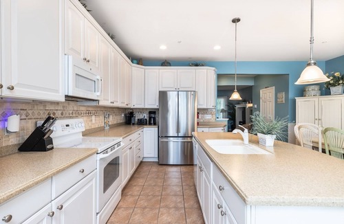 Sunset Island House | Mini Weeks Stays Available Sunset Island 4 Corner Store Lane