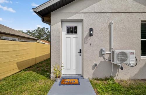 Bearss Plaza House | Modern 1BR Near Busch Gardens & Downtown