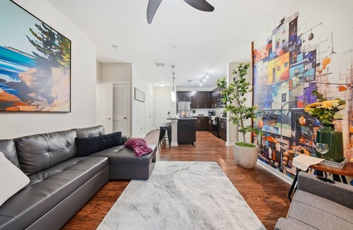 Courier City - Oscawana Apartment | Modern 2BR/2BA Tampa Retreat: Productivity Meets Comfort