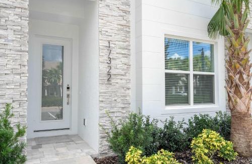 Four Corners House | Modern 3Bd Screened Pool at Serenity Resort 17322