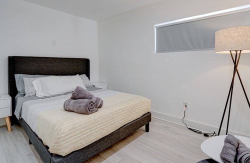 Seybold Villa | Modern 4BR Miami villa w/pool on a secluded island