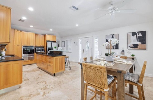 Ilexhurst House | Modern Beach House: 200 Steps to Gulf Sand + Private Heated Pool