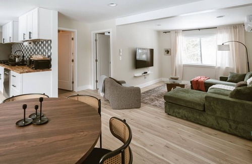 Eldred House | Modern Cabin with Fire Pit | Big Bear Ski & Hiking