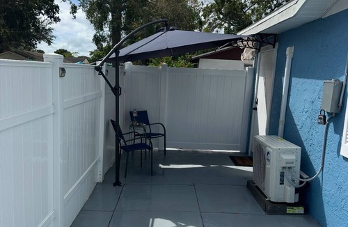 Timberlane Woodlake Apartment | Modern Guest Suite, Private Entry + Patio