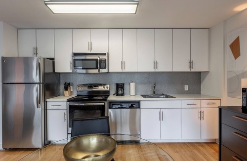 Powerhouse Arts District Apartment | Modern Serviced Studio Apartment in Jersey City