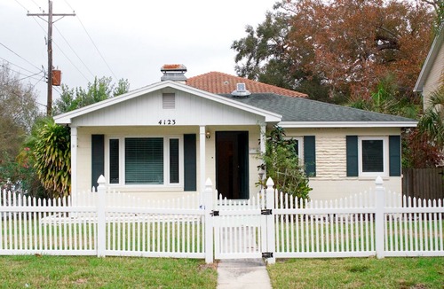 Virginia Park House | Modern South Tampa Bungalow Extended Stays Welcome