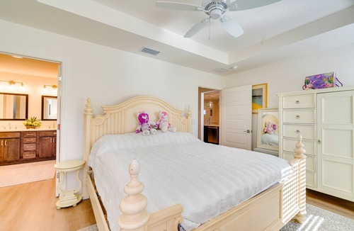 Okahumpka House | Modern The Villages Home w/ Screened Porch!