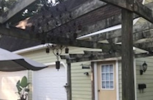 Mount Dora House | Mount Dora-Walking distance to historical downtown area, restaurants, and shops.