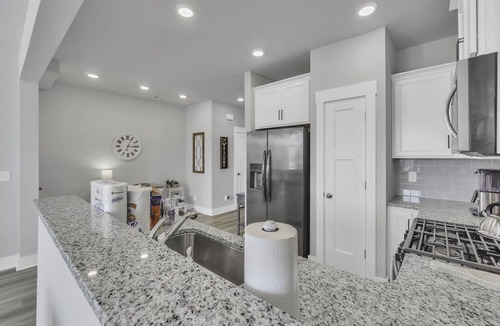 Greenville House | Mountain View Haven - Greenville Monthly Rental
