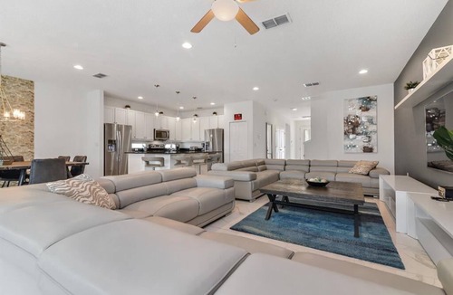 Kissimmee House | Mystical Dreams