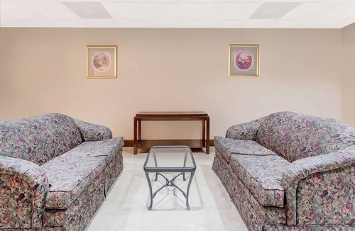 St. Augustine Hotel | Near St. Augustine Beach. Spacious Space with Pool Access, Free Parking