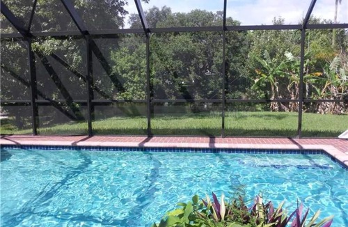 South Sarasota Villa | New 3 BR Mediterranean Villa Very Close To Siesta Key - Pool, Jacuzzi, Lake, BBQ