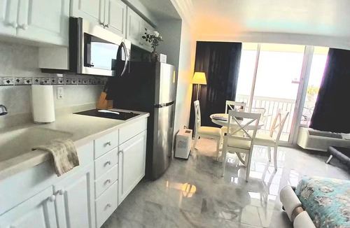 Ortona Park Apartment | New Amazing Ocean View Beachfront Entire Apartment