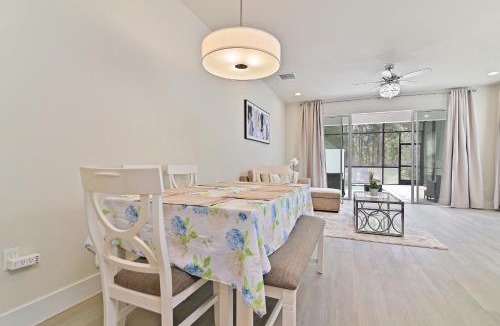 Four Corners House | New Cozy & Spacious Townhouse near Disney - 4BR, 3FB, and Pool