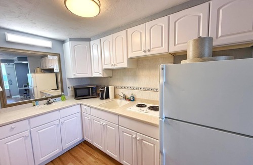 Ortona Park Apartment | NEW! Gorgeous Ocean View Studio in Daytona Beach